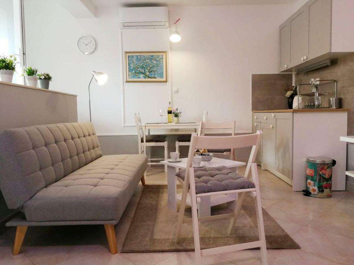 Apartman Unka Metkovic Ngoại thất bức ảnh